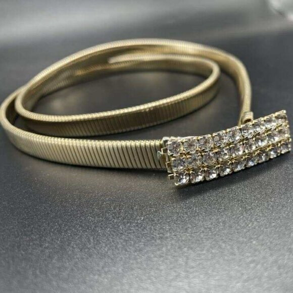EUC Vintage Stretchy Metal Gold Tone Belt with Dainty Rhinestone Buckle - Picture 1 of 3